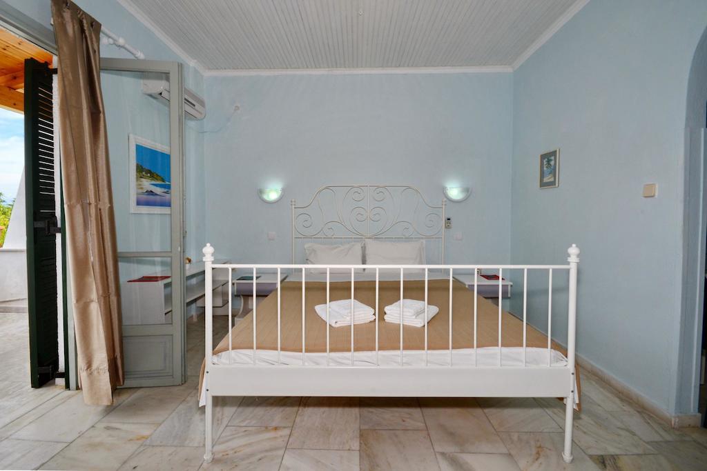 Liokorni Village Gáiosz Szoba fotó